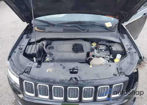 2018 Jeep Compass Limited 4X4 from USA, damaged, VIN 3C4NJDCB7JT333632